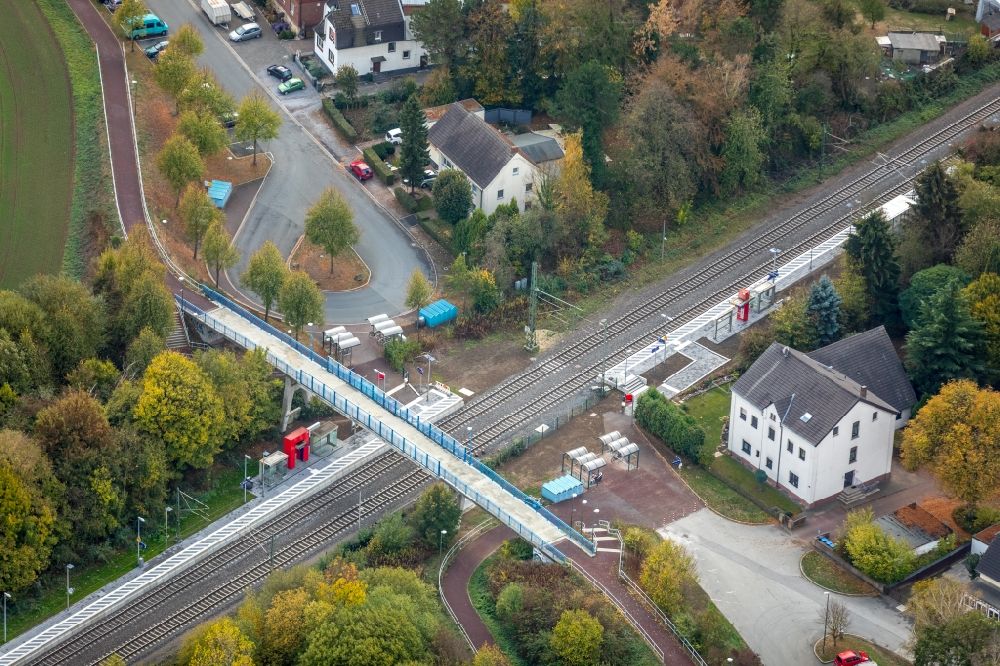 Aerial image Bönen - Bridge construction along the on Bahnhof Nordboegge in Boenen in the state North Rhine-Westphalia, Germany