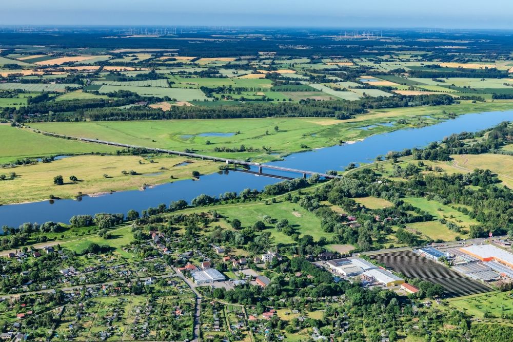 Aerial photograph Wittenberge - Bridge structure Bundesstrasse B189 over the Elbe near Wittenberge in the state Brandenburg, Germany