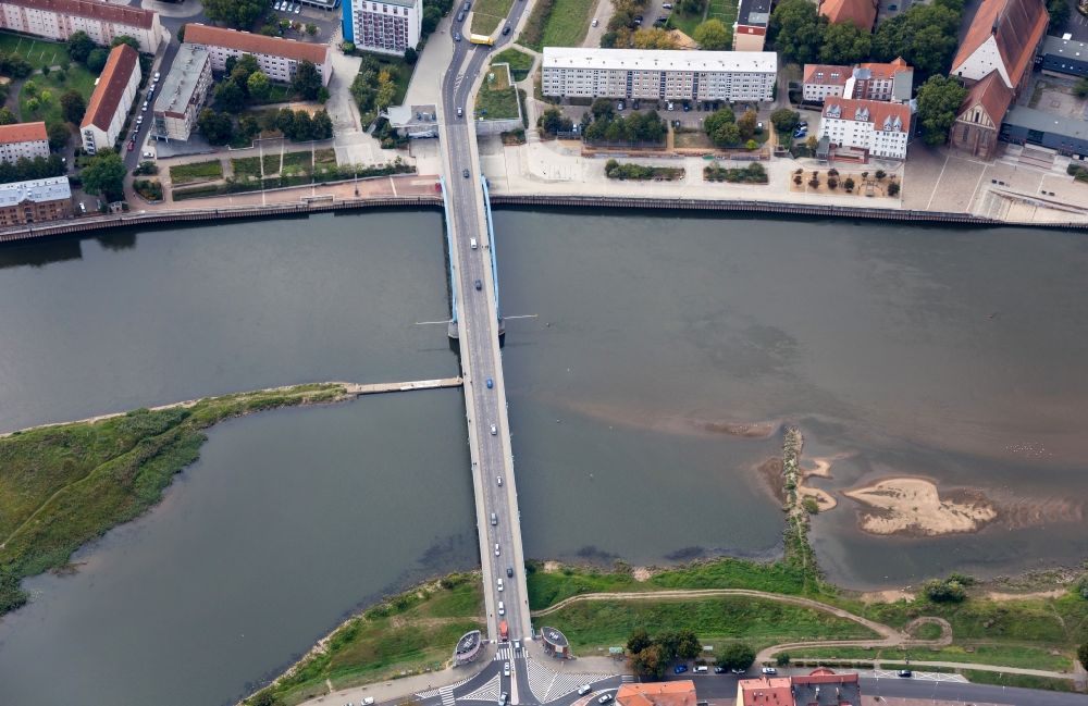 Slubice from the bird's eye view: Road bridge construction along the B5 between Frankfurt / Oder and Slubice in lubuskie, Poland