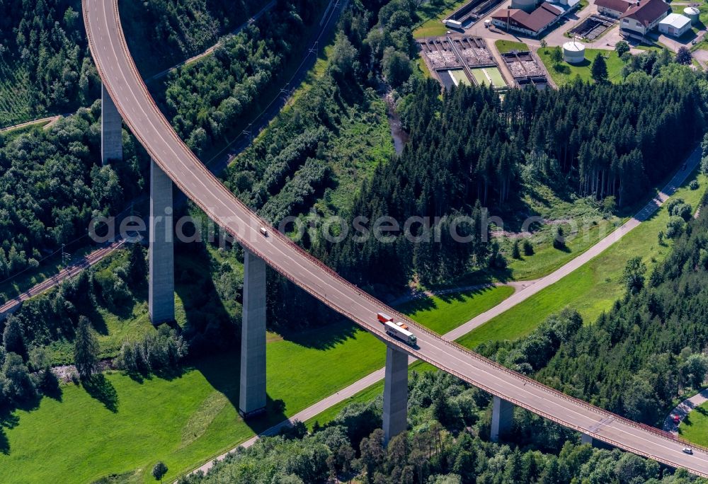 Aerial photograph Titisee-Neustadt - Road bridge over the valley of the river Gutach in the Black Forest in Titisee-Neustadt in the state Baden-Wuerttemberg, Germany