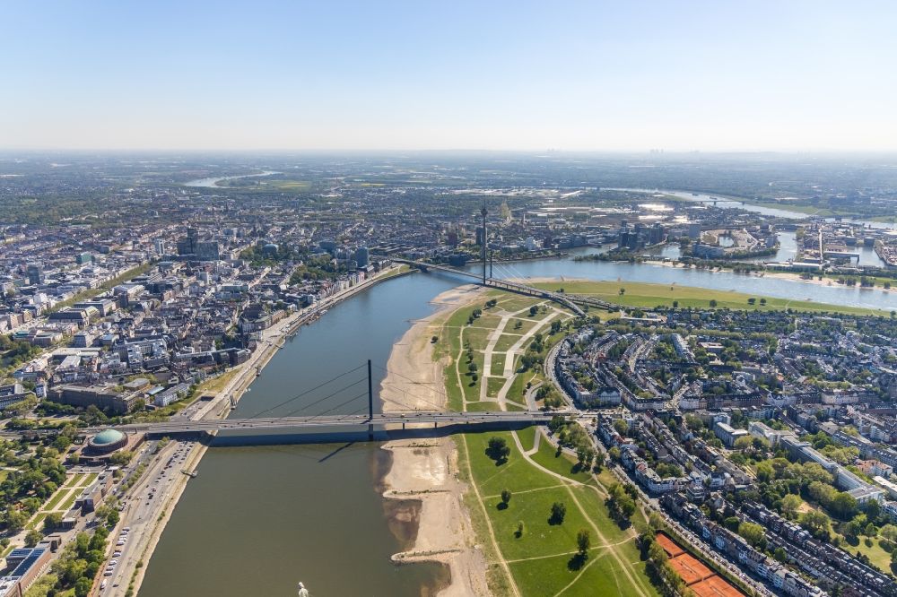 Aerial image Düsseldorf - Bridge construction Oberkasseler Bruecke in Duesseldorf in the state North Rhine-Westphalia, Germany