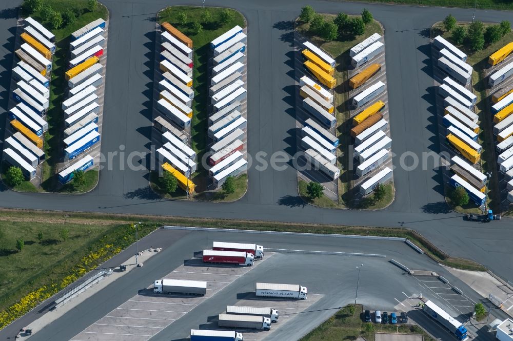 Erfurt from the bird's eye view: Post office logistics center of Deutsche Post and DHL in the cargo transport center in the East of Erfurt in the state of Thuringia