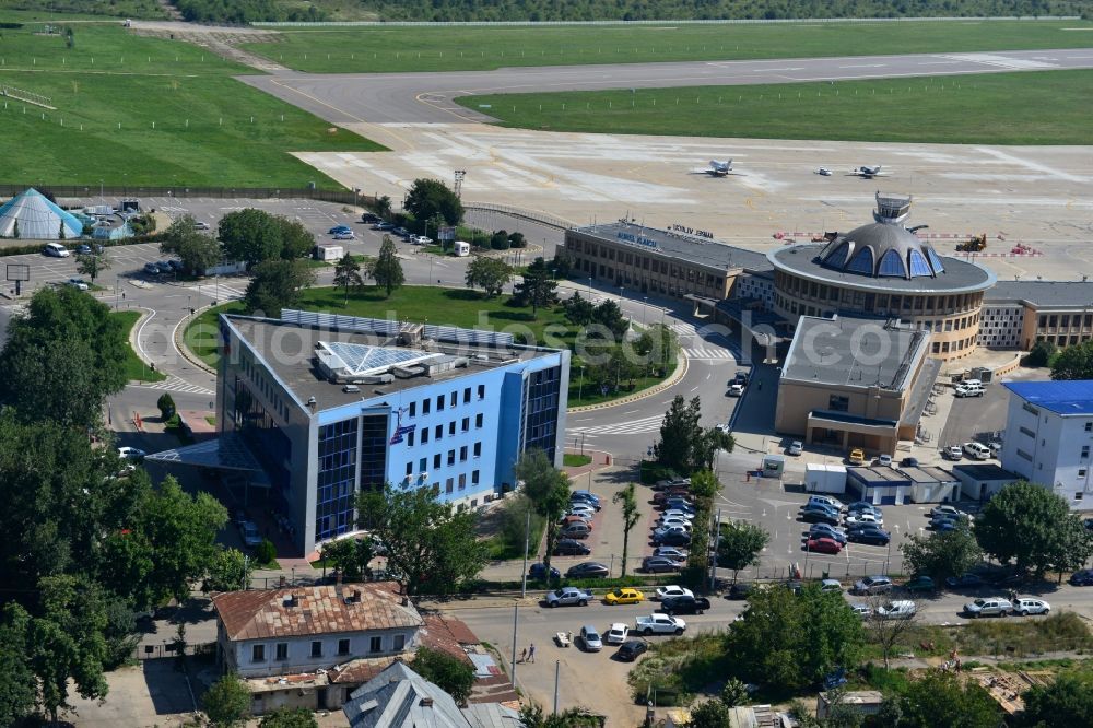 Bukarest from the bird's eye view: Office and commercial building complex Banesa Airport Tower in Bucharest, Romania. The property on the road Blvd. Ion Ionescu de la Brad is a project of IMMOFINANZ AG