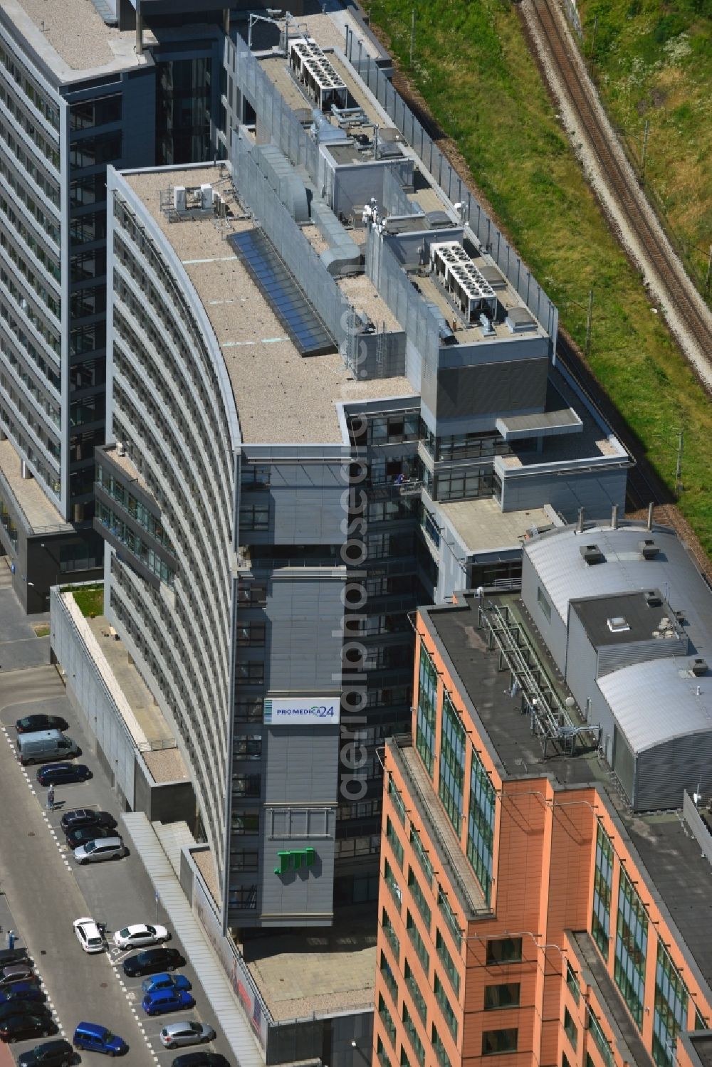 Aerial photograph Warschau Ochota - Office and Commercial Building Nimbus , Equator und Brama Zachodnia operated by IMMOFINANZ AG in Mokotov district of Warsaw in Poland