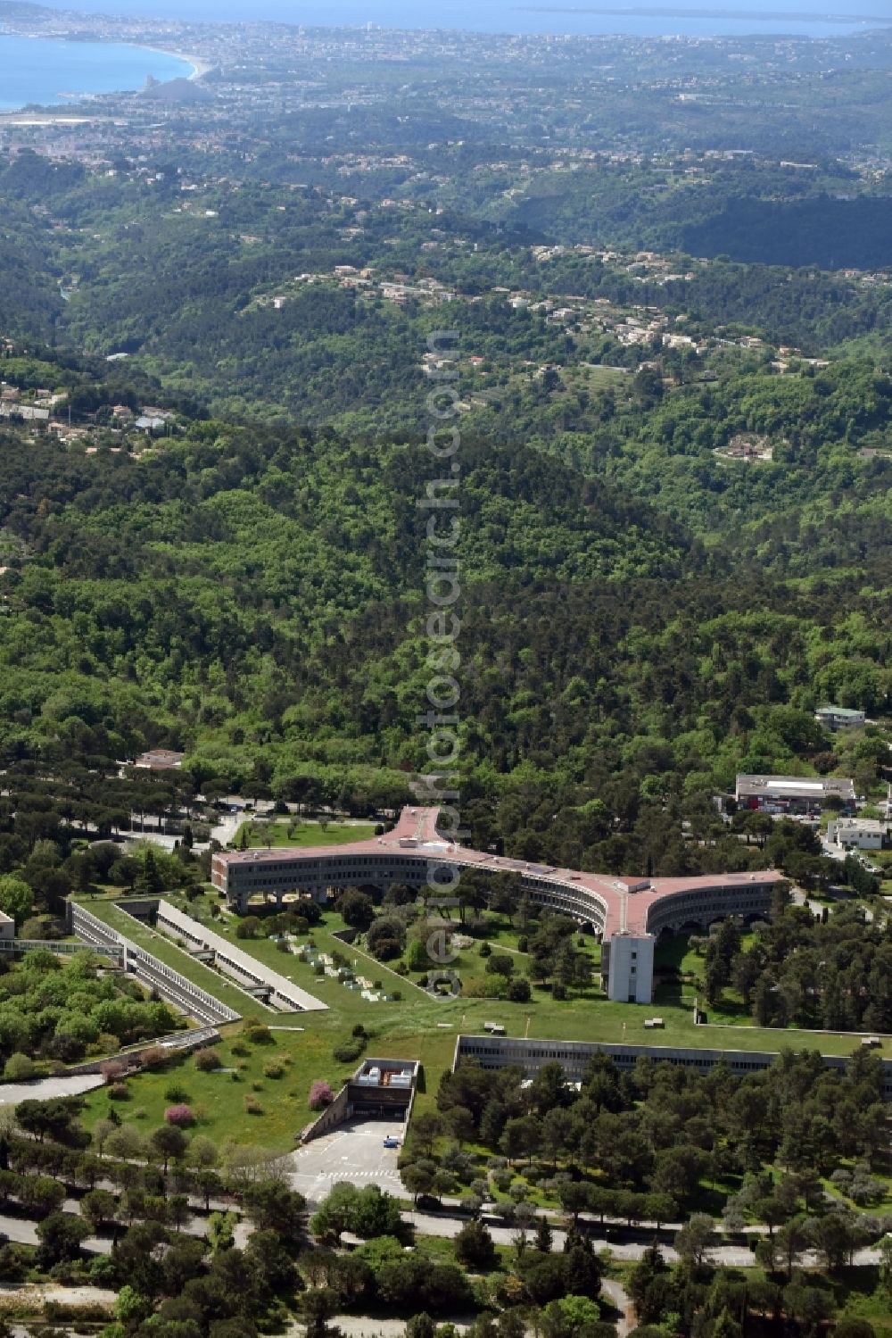 Aerial photograph Nizza - Nice - Office building - Ensemble IBM France and school- Institut de Formation Sainte Marie in Nice in Provence-Alpes-Cote d'Azur, France