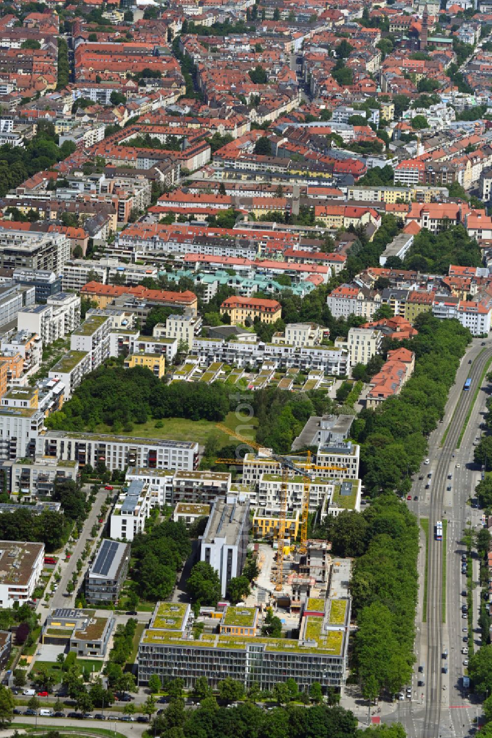 München from above - Office building - Ensemble on street Schwere-Reiter-Strasse in the district Schwabing-West in Munich in the state Bavaria, Germany