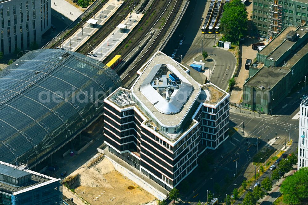 Aerial photograph Berlin - Build a new office and commercial building and Hotel EDGE Grand Central Berlin on Clara-Jaschke-Strasse corner Invalidenstrasse in the district Moabit in Berlin, Germany