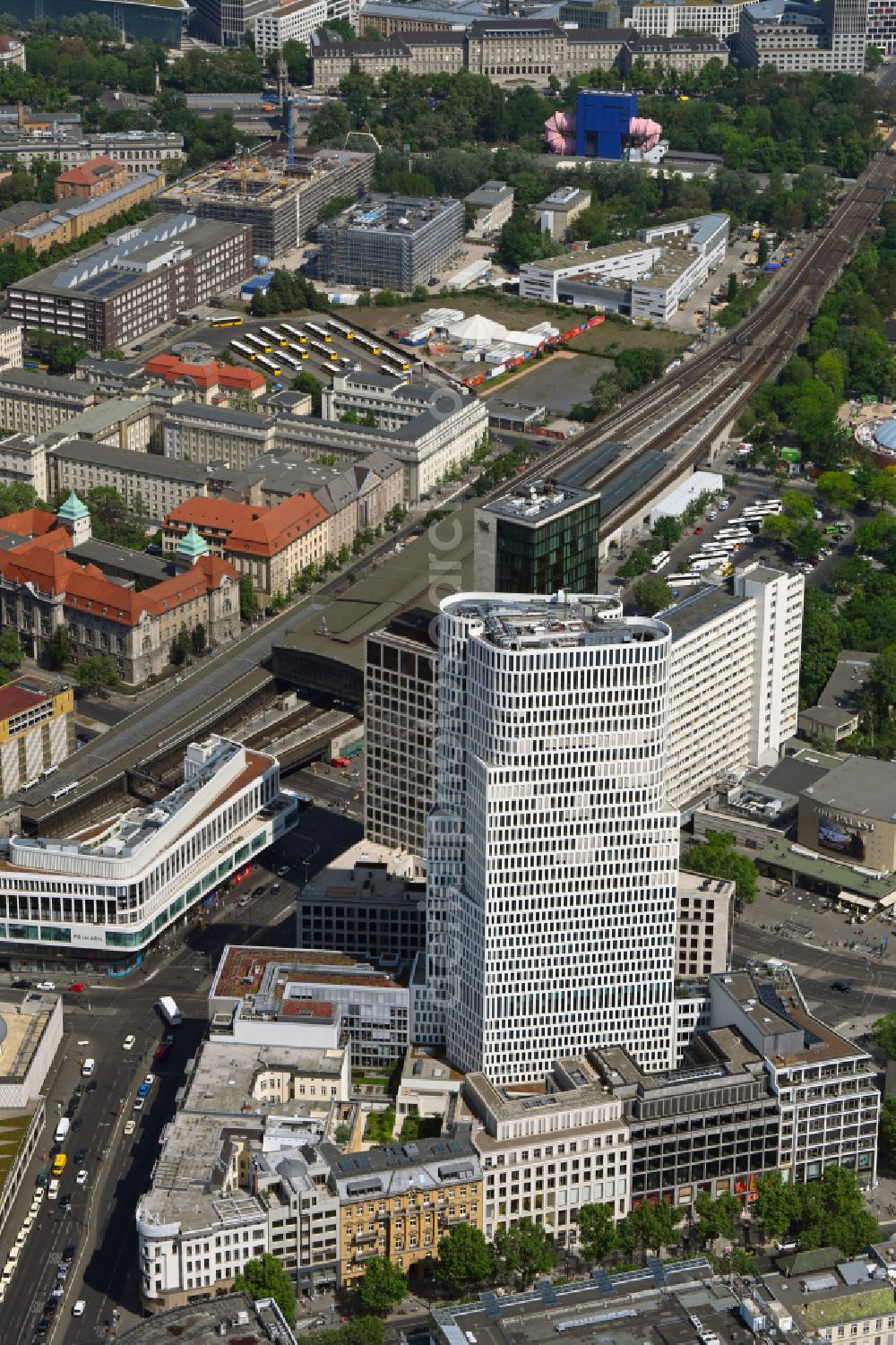 Aerial image Berlin - Office and commercial building on Kurfuerstendamm in the district Charlottenburg in Berlin, Germany