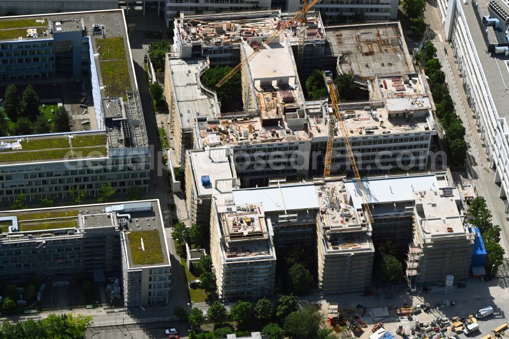 Aerial photograph München - Revitalization construction site in the office and commercial building ensemble WEISSES QUARTIER St. Martin Strasse and Werinherstrasse in the district Ramersdorf-Perlach in Munich in the state Bavaria, Germany