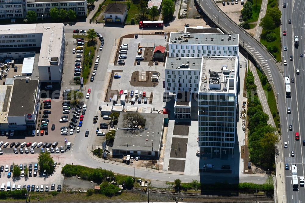 Wolfsburg from the bird's eye view: Office and commercial building Berliner Haus on street Maybachweg in the district Hesslingen in Wolfsburg in the state Lower Saxony, Germany