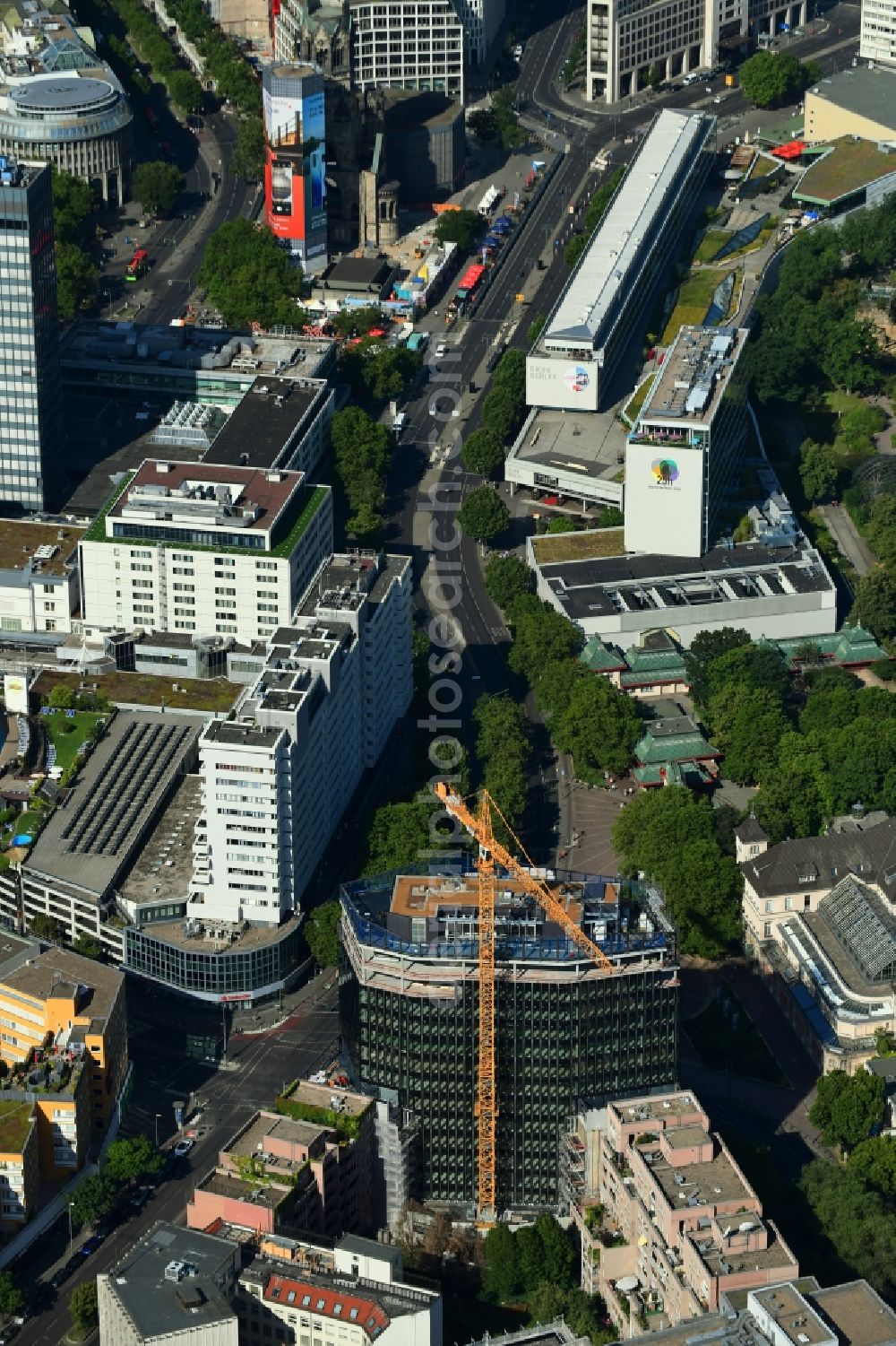 Aerial photograph Berlin - Construction site to build a new office and commercial building on Budapester Strasse corner Kurfuerstenstrasse on place Olof-Palme-Platz in the district Tiergarten in Berlin, Germany