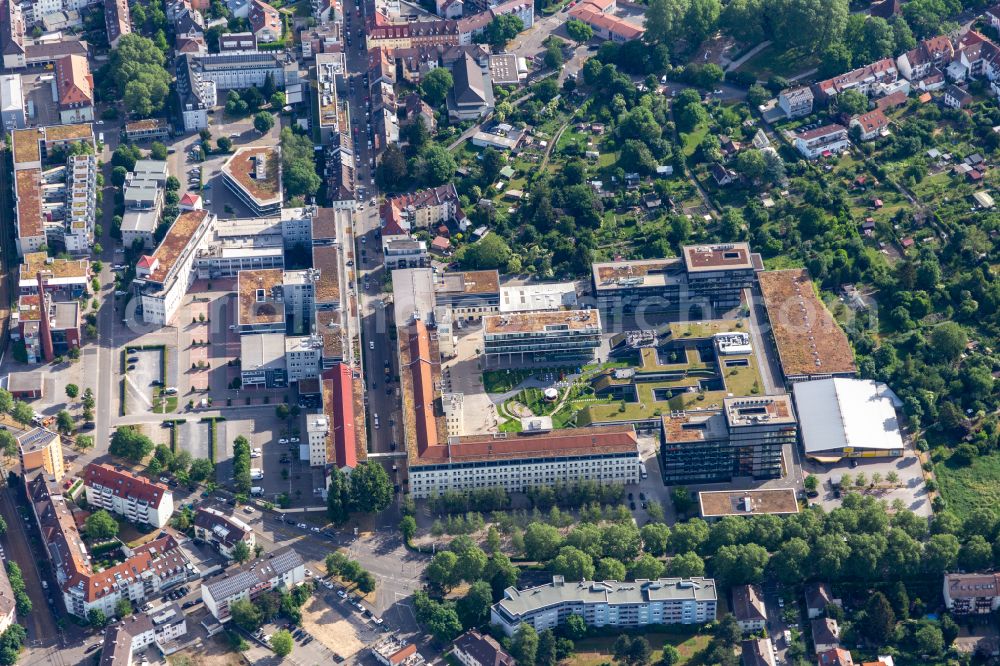 Karlsruhe from the bird's eye view: Office and commercial buildings on the site of the Durlacher Raumfabrik on street Amalienbadstrasse in Karlsruhe in the state of Baden-Wuerttemberg, Germany