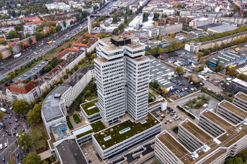 Aerial image Berlin - Office and corporate management high-rise building Deutsche Rentenversicherung Bund DRV in the district Charlottenburg in Berlin, Germany