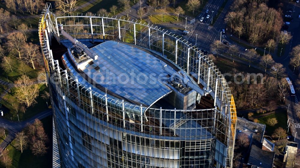 Bonn from the bird's eye view: Office and corporate management high-rise building Post Tower on Charles-de-Gaulle-Strasse in the district Gronau in Bonn in the state North Rhine-Westphalia, Germany