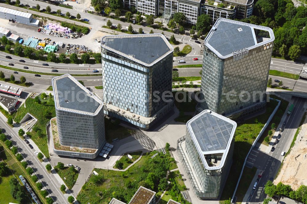 Aerial photograph München - Office building of the administration and business house ensemble Bavaria Towers on Truderinger Strasse in the district on street Riedenburger Strasse of Bogenhausen in Munich in the state Bavaria, Germany