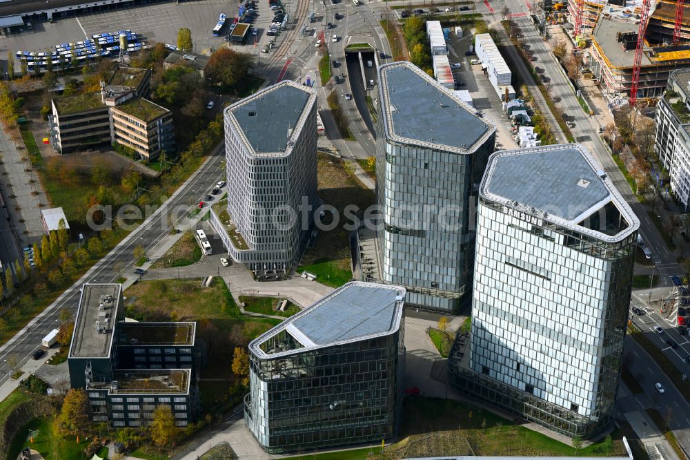München from the bird's eye view: Office building of the administration and business house ensemble Bavaria Towers on Truderinger Strasse in the district on street Riedenburger Strasse of Bogenhausen in Munich in the state Bavaria, Germany