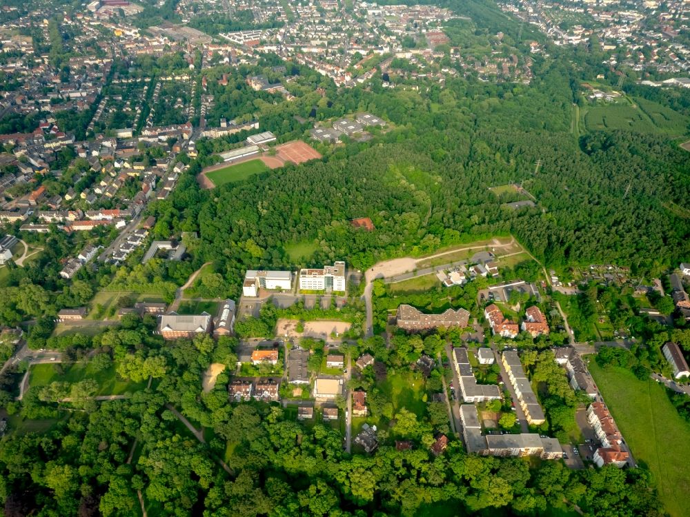 Aerial photograph Gelsenkirchen - Office building of AMEVIDA SE on Leithestrasse in Gelsenkirchen in the state North Rhine-Westphalia, Germany
