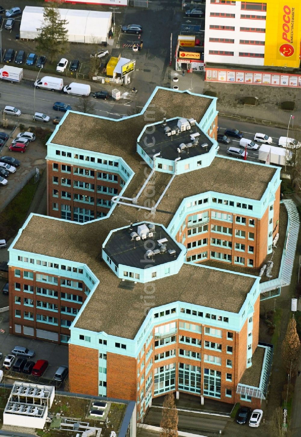 Aerial image Hamburg - Office building Azur Plaza on Friedrich-Ebert-Donm in the district Wandsbek in Hamburg, Germany