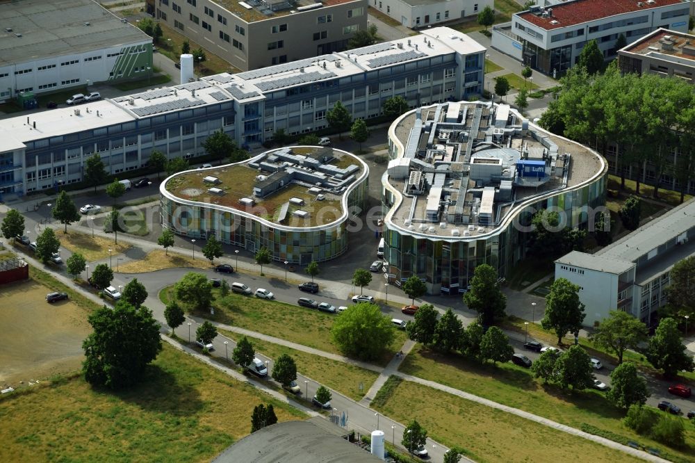 Aerial photograph Berlin - Office building Lernfabrik NEUE TECHNOLOGIEN on Carl-Scheele-Strasse in the district Johannesthal in Berlin, Germany