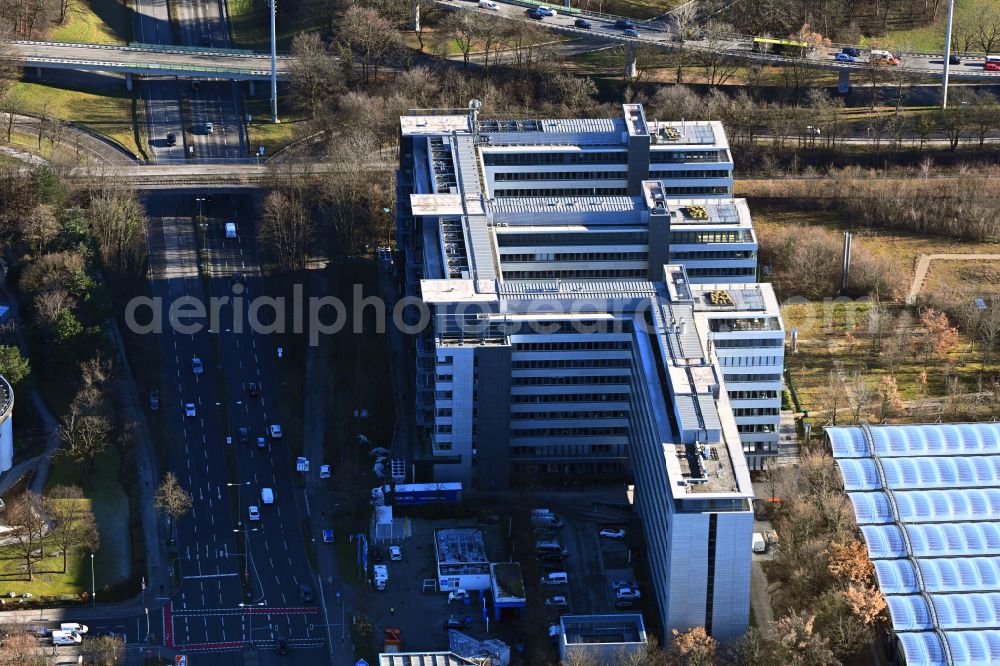 München from the bird's eye view: Office building OLYMPIA BUSINESS CENTER on street Georg-Brauchle-Ring in the district Moosach in Munich in the state Bavaria, Germany