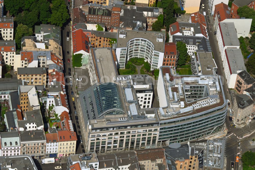 Aerial photograph Berlin - Office building of the administration and commercial building of SAP Deutschland SE & Co. KG on Rosenthaler Strasse in the Mitte district in Berlin, Germany