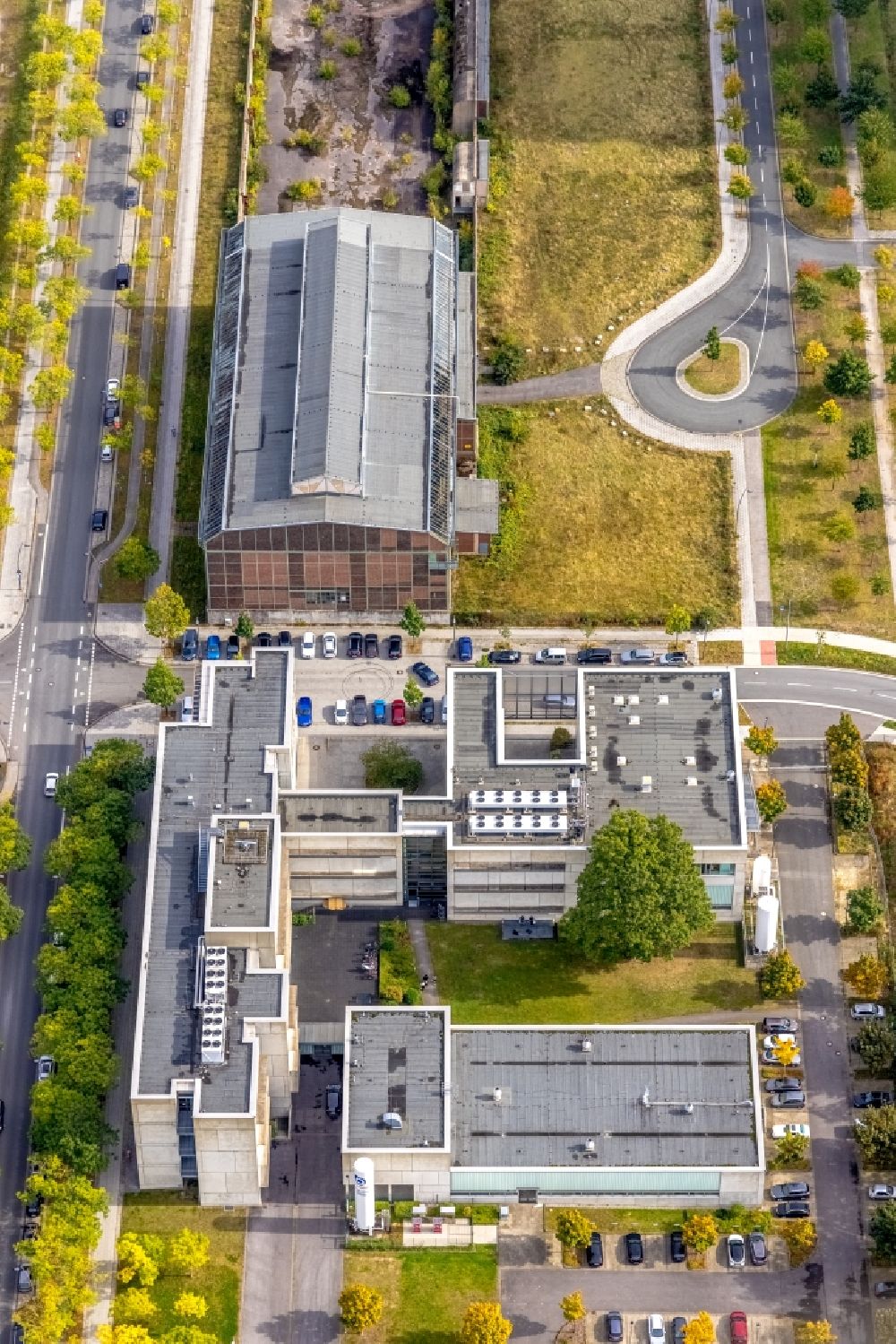 Aerial image Dortmund - Office building of temicon GmbH on Konrad-Adenauer-Allee in Dortmund at Ruhrgebiet in the state North Rhine-Westphalia, Germany