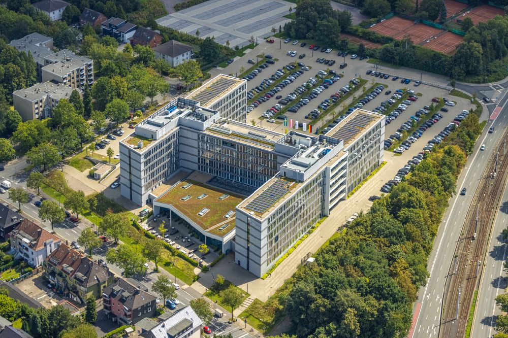 Aerial photograph Bochum - Office building of the administration and commercial building Vonovia Headquarters on the Wasserstrasse in the district of Altenbochum in Bochum in the Ruhr area in the state North Rhine-Westphalia, Germany