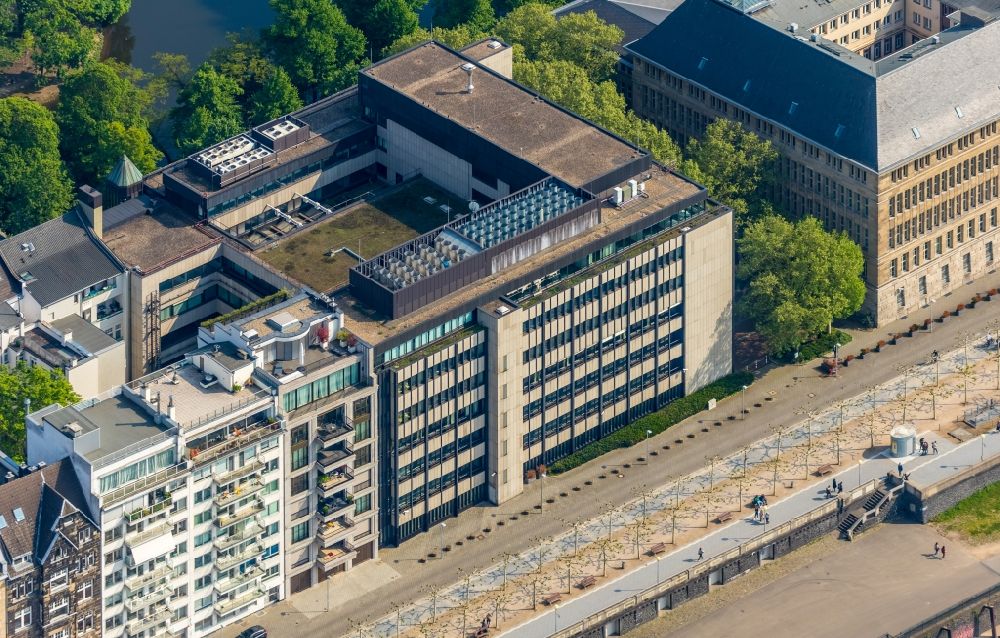 Düsseldorf from above - Office building on Mannesmannufer on shore of rhine in the district Carlstadt in Duesseldorf in the state North Rhine-Westphalia, Germany