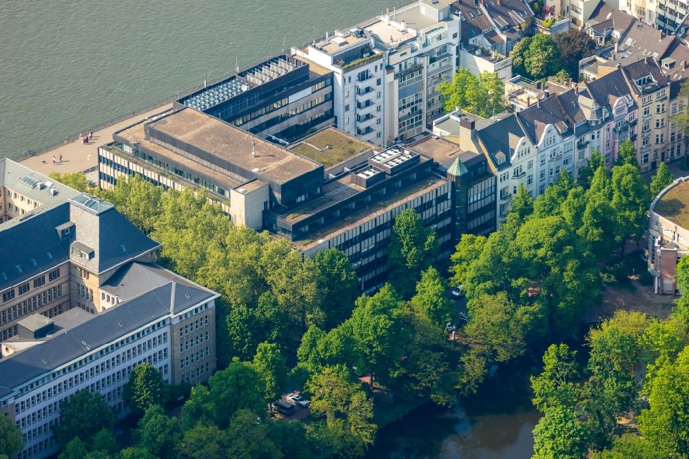 Aerial image Düsseldorf - Office building on Mannesmannufer on shore of rhine in the district Carlstadt in Duesseldorf in the state North Rhine-Westphalia, Germany