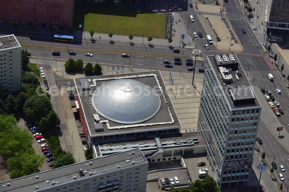 Aerial photograph Berlin Mitte - Office building - building the teacher's house with the Congress Hall of the Berliner Congress Center in Berlin - Mitte