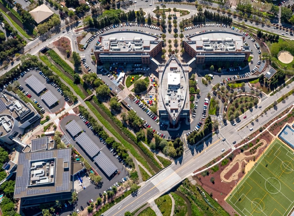 Mountain View from the bird's eye view: Office building complex Googleplex with the company headquarters of Google Inc. in Mountain View in Silicon Valley in California in the USA