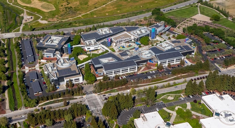 Mountain View from above - Office building complex Googleplex in Mountain View in Silicon Valley in California in the USA