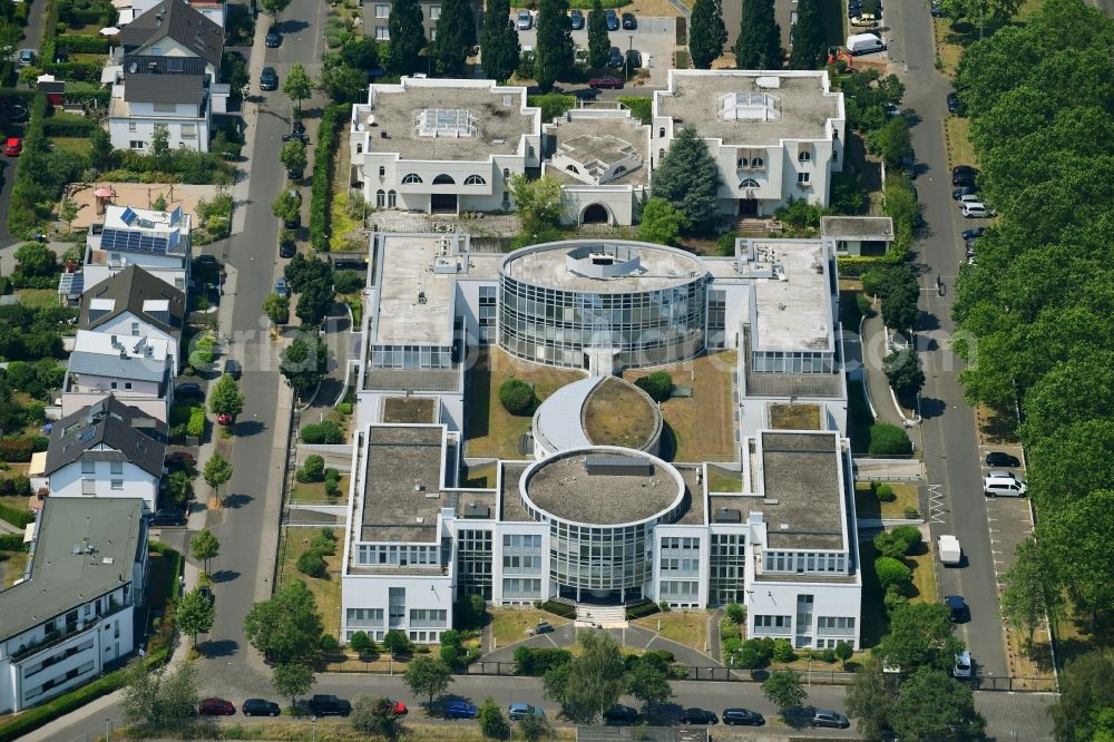 Aerial photograph Bonn - Office building of the empty commercial building in the district Hochkreuz in Bonn in the state of North Rhine-Westphalia, Germany