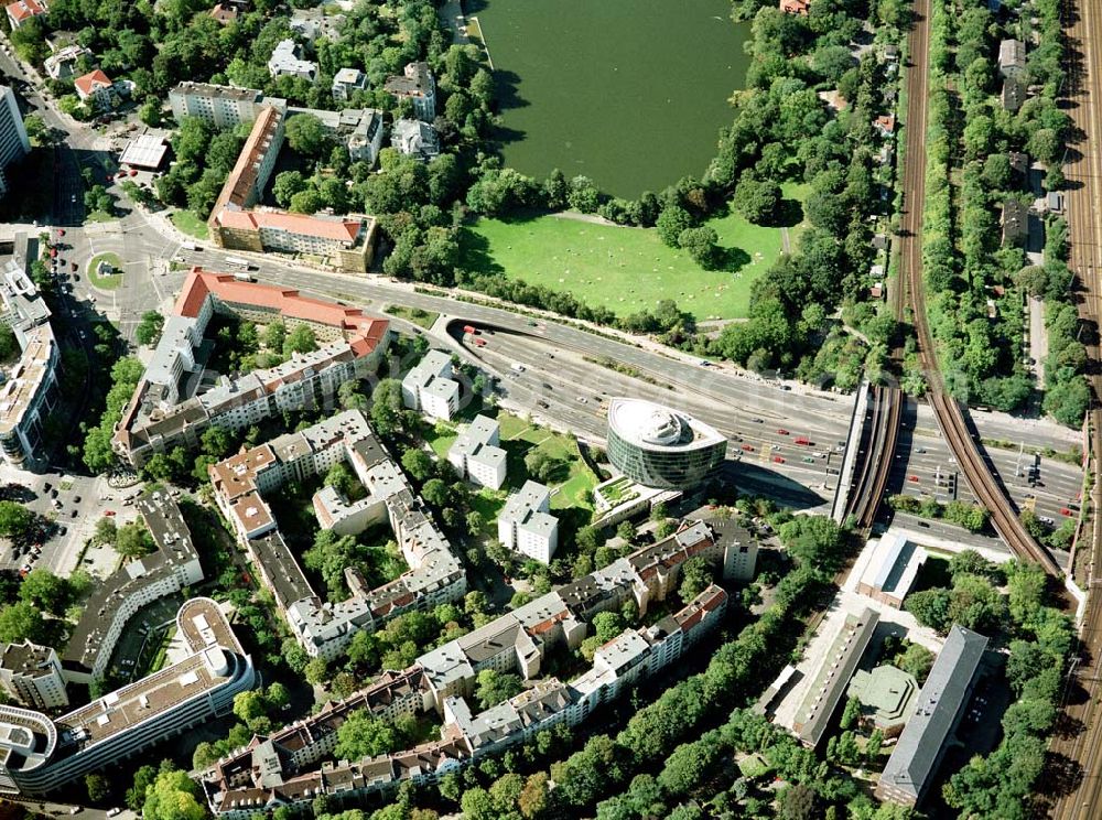 Aerial image Berlin - Charlottenburg - Bürohaus am Halensee der MÜBAU.