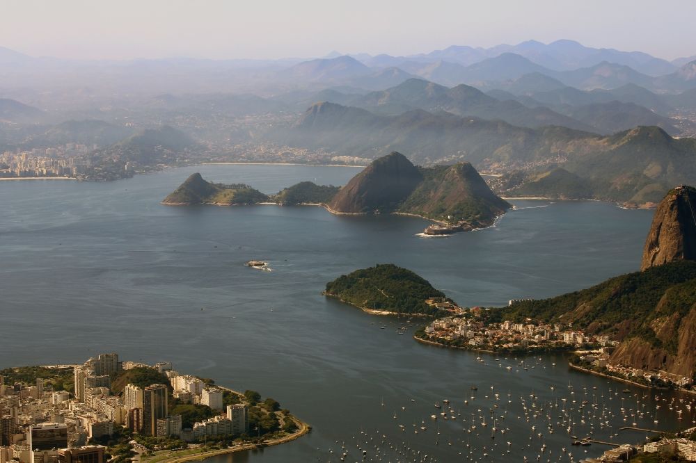Aerial photograph Rio de Janeiro - View over the city district Botafogo in the direction of the bay baia de Guanabara in Rio de Janeiro in Brazil
