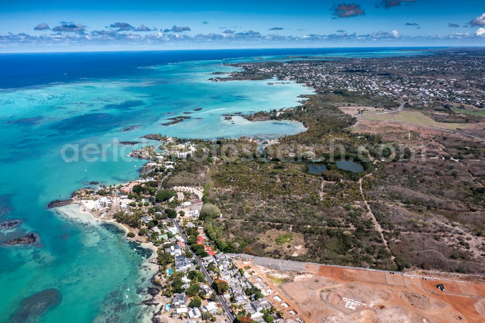 Aerial photograph Cap Malheureux - Water surface at the bay along the sea coast north coast in Cap Malheureux in Riviere du Rempart, Mauritius