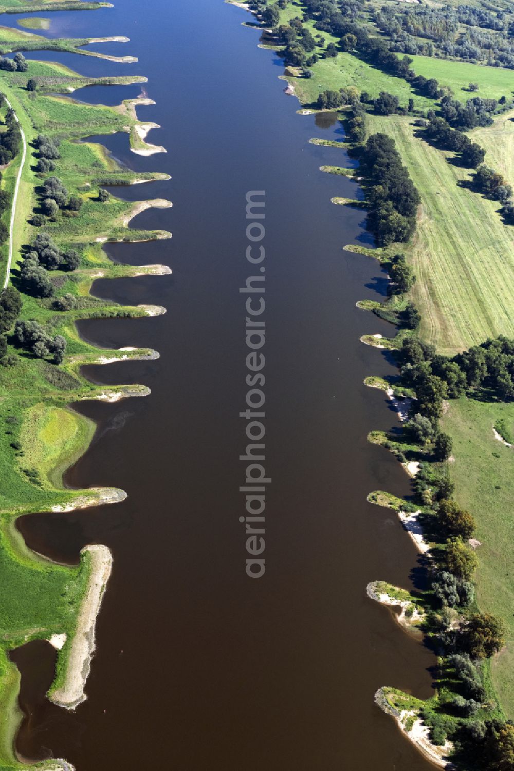 Aerial photograph Langendorf - Groyne head of the - river course on street Sandstrasse in Langendorf in the state Lower Saxony, Germany