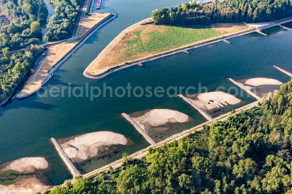 Aerial photograph Karlsruhe - Groyne head of the of the Rhine river - river course in the district Daxlanden in Karlsruhe in the state Baden-Wuerttemberg, Germany
