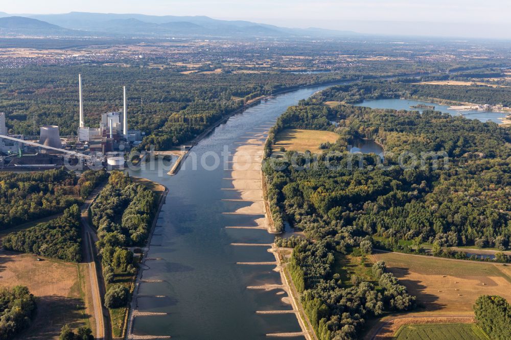 Karlsruhe from above - Groyne head of the of the Rhine river - river course in the district Daxlanden in Karlsruhe in the state Baden-Wuerttemberg, Germany