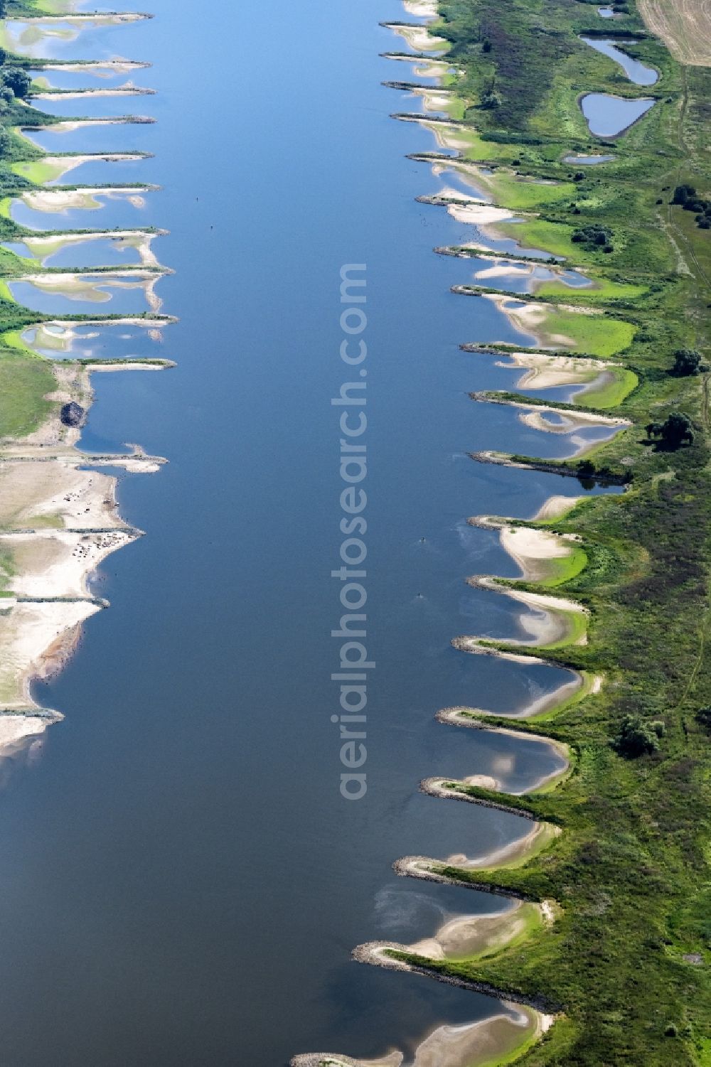 Aerial image Schönberg - Groyne head of the of the River Elbe river course in Schoenberg in the state Saxony-Anhalt, Germany