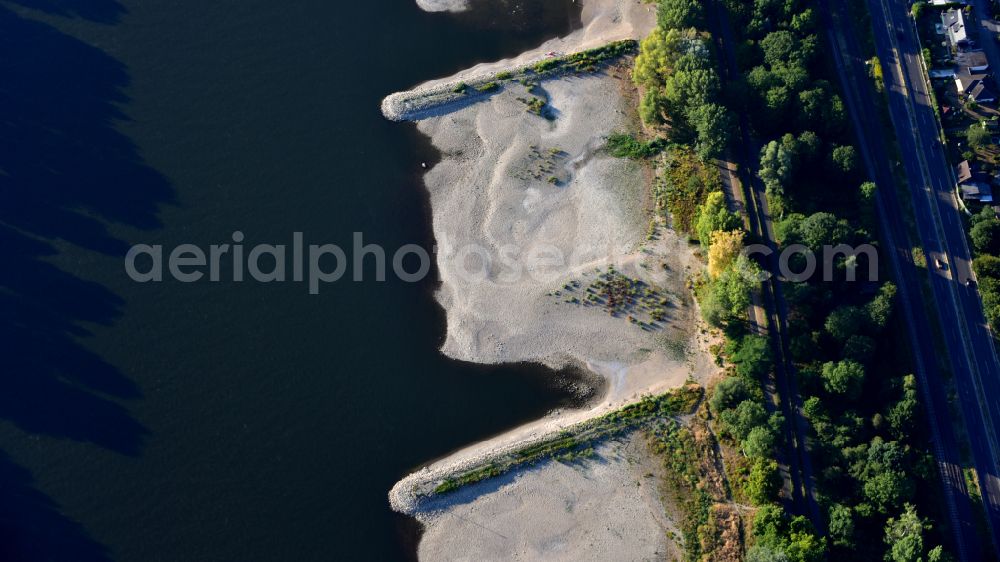 Aerial image Bad Honnef - Groynes in the Rhine at low water in Bad Honnef in the state North Rhine-Westphalia, Germany