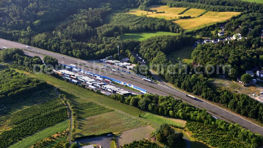 Bad Honnef from the bird's eye view: Bundesautobahn 3, rest area Logebach in the state North Rhine-Westphalia, Germany