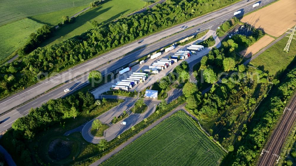Aerial photograph Urbach - Bundesautobahn 3, rest area Maerkerwald in Urbach in the state Rhineland-Palatinate, Germany