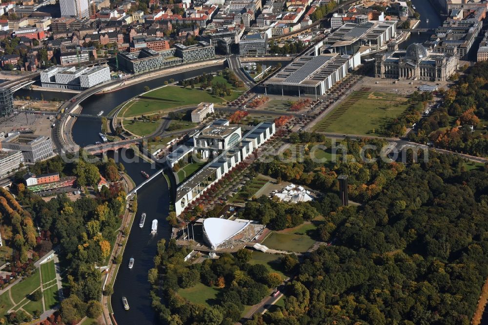Aerial photograph Berlin - Chancellor's Office in the government district on the banks of the River Spree in Berlin Tiergarten