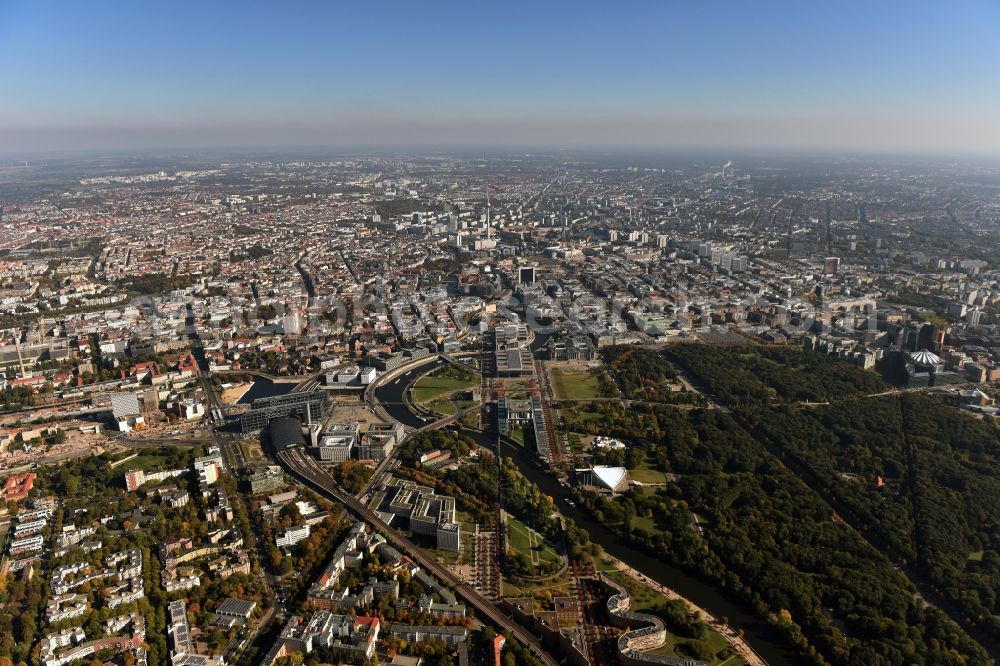 Berlin from above - Chancellor's Office in the government district on the banks of the River Spree in Berlin Tiergarten