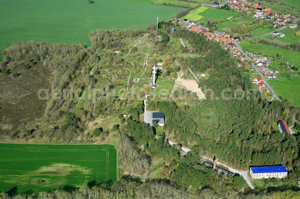 Aerial photograph Karenz - Bunker building complex made of concrete and steel of the radio technical company 434 (FuTK-434) of the air force/air defense (LSK/LV) of the former NVA of the GDR on the street Malker Weg in Karenz in the state Mecklenburg - Western Pomerania, Germany