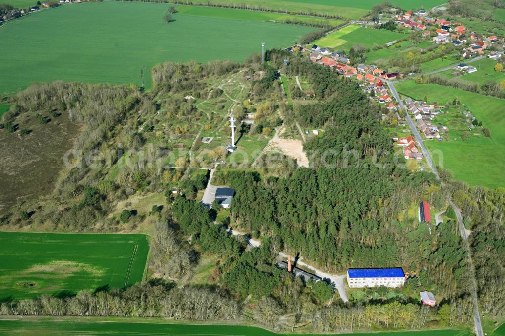 Karenz from above - Bunker building complex made of concrete and steel of the radio technical company 434 (FuTK-434) of the air force/air defense (LSK/LV) of the former NVA of the GDR on the street Malker Weg in Karenz in the state Mecklenburg - Western Pomerania, Germany