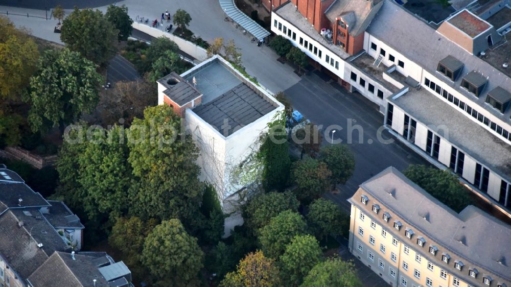 Aerial photograph Bonn - Bunker building complex made of concrete and steel Windeckbunker on Florentiusgraben in Bonn in the state North Rhine-Westphalia, Germany