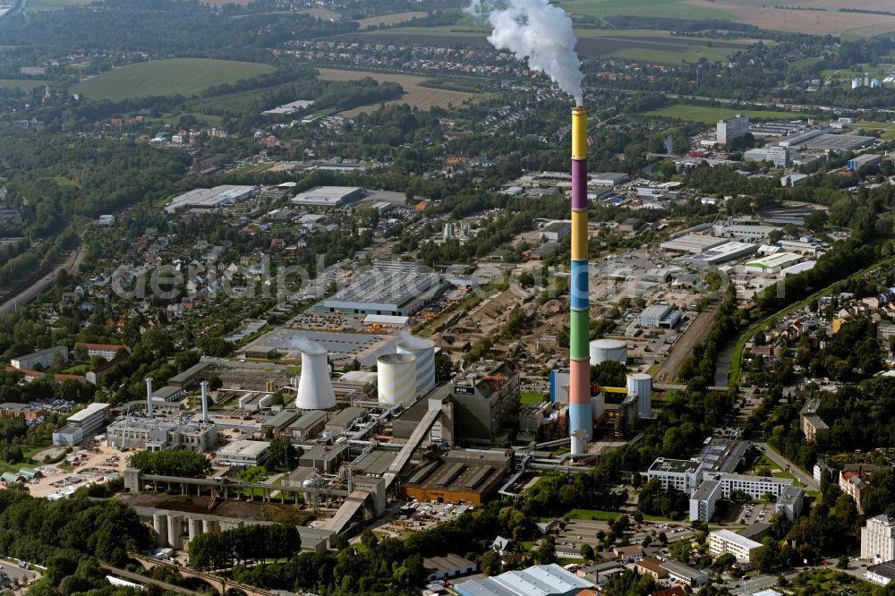Aerial image Chemnitz - Power plants and exhaust towers of thermal power station with buntem Schornstein Chemnitzer Esse in the district Furth in Chemnitz in the state Saxony, Germany