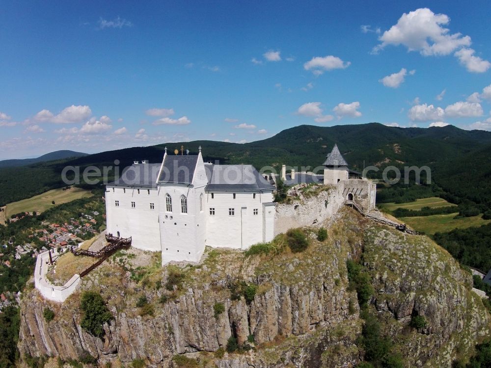 Füzer from the bird's eye view: Castle of the fortress in Fuezer in Borsod-Abauj-Zemplen, Hungary